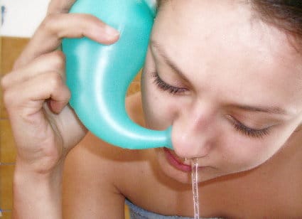 Irrigazione Nasale per Sinusite